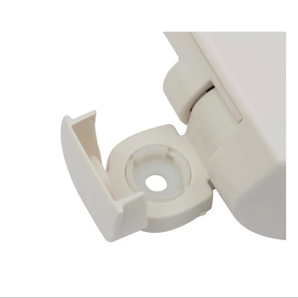 Glacier Bay Round Slow Closed Front Toilet Seat with Quick Release Hinges in Bis